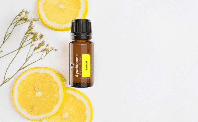 10 ml Ayublooms Lemon Essential Oil Bottle with Lemon Slices